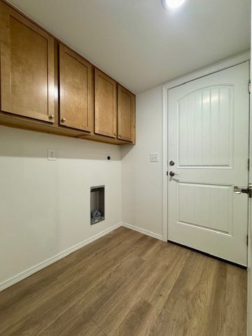 2800 W Mockingbird Lane, Rogers, AR 72756