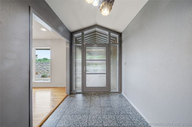 6272 S Jamestown Avenue, Tulsa, OK 74136