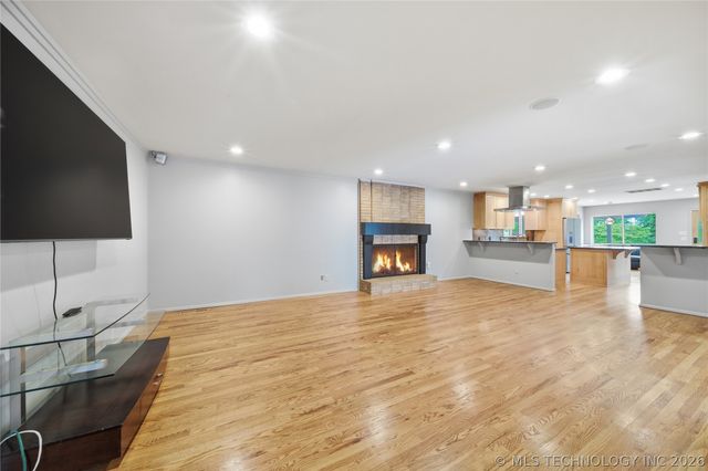 6272 S Jamestown Avenue, Tulsa, OK 74136