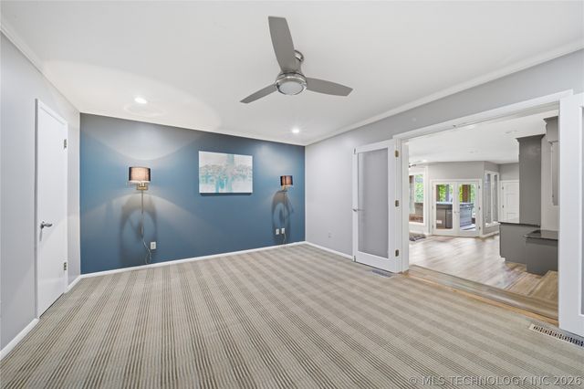 6272 S Jamestown Avenue, Tulsa, OK 74136