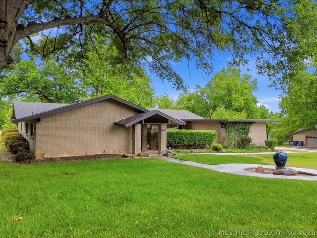 6272 S Jamestown Avenue, Tulsa, OK 74136