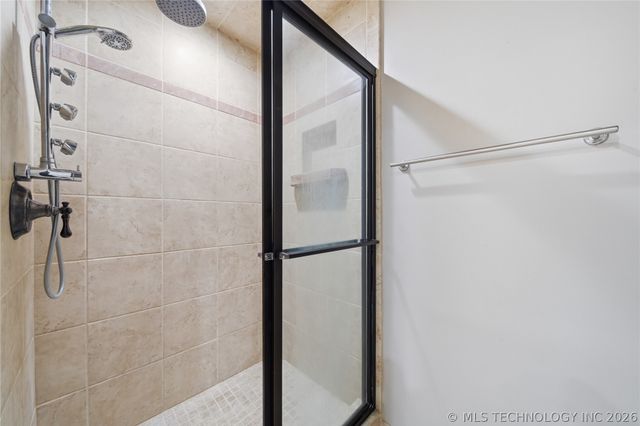 6272 S Jamestown Avenue, Tulsa, OK 74136