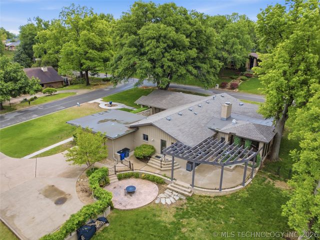 6272 S Jamestown Avenue, Tulsa, OK 74136