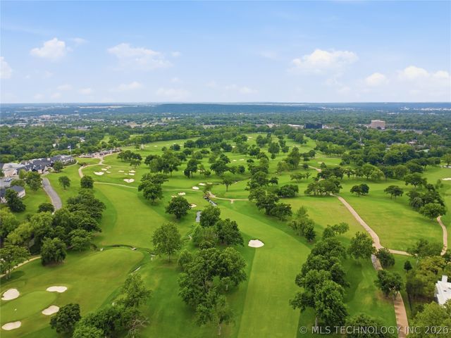 6272 S Jamestown Avenue, Tulsa, OK 74136