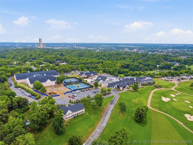 6272 S Jamestown Avenue, Tulsa, OK 74136