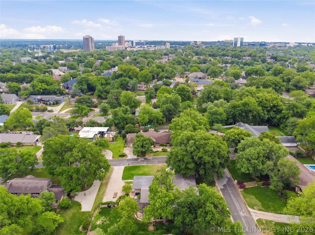 6272 S Jamestown Avenue, Tulsa, OK 74136