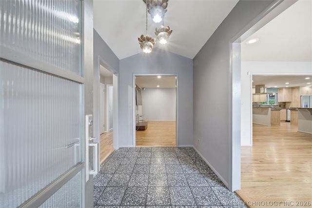 6272 S Jamestown Avenue, Tulsa, OK 74136