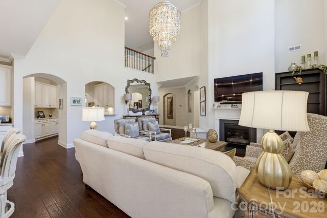 270 S San Agustin Drive, Mooresville, NC 28117