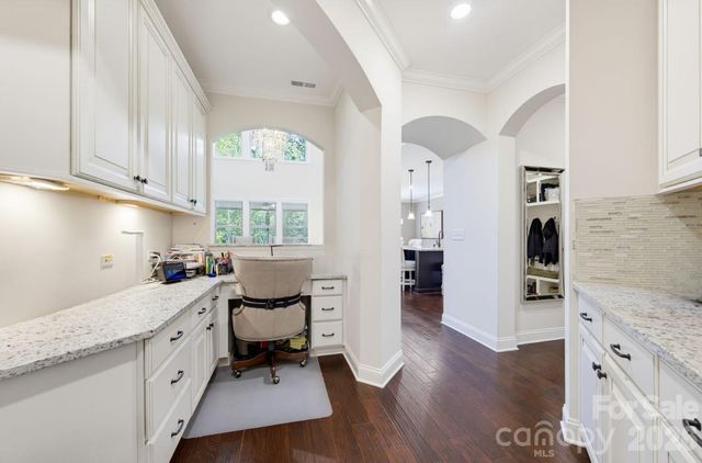 270 S San Agustin Drive, Mooresville, NC 28117