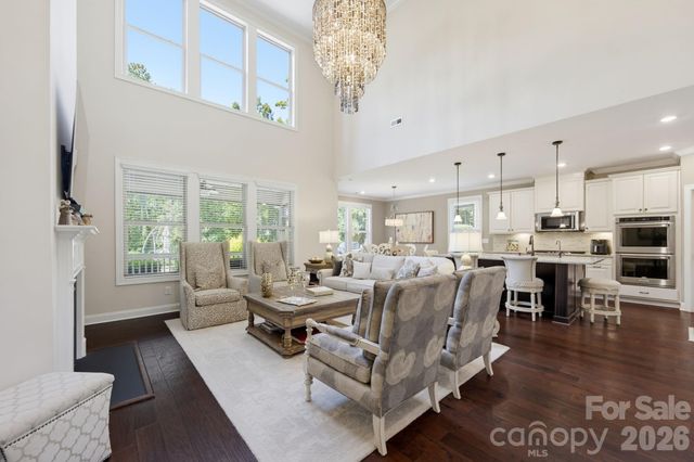 270 S San Agustin Drive, Mooresville, NC 28117