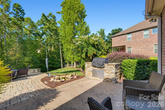 270 S San Agustin Drive, Mooresville, NC 28117