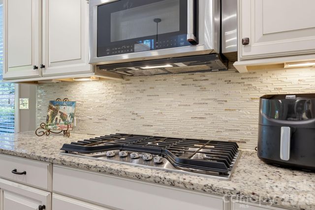 270 S San Agustin Drive, Mooresville, NC 28117