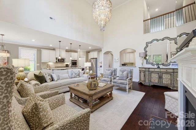 270 S San Agustin Drive, Mooresville, NC 28117