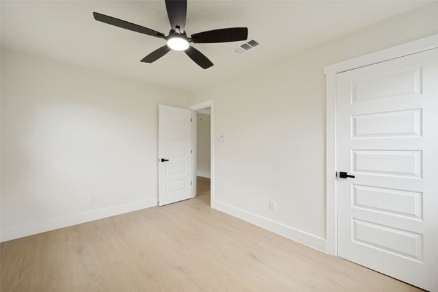 1021 Coury Road, Everman, TX 76140