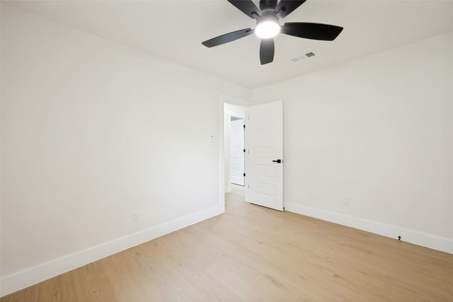 1021 Coury Road, Everman, TX 76140