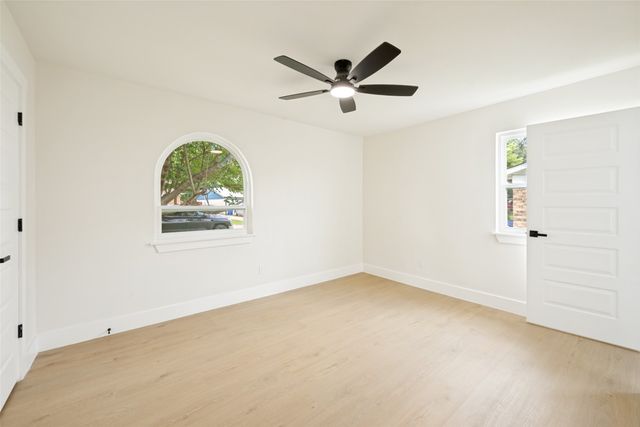 1021 Coury Road, Everman, TX 76140
