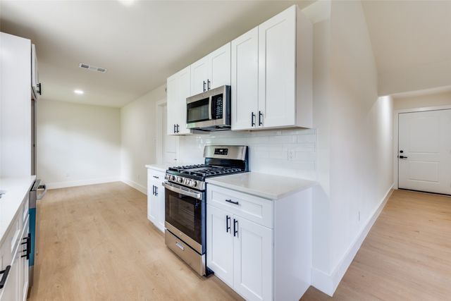 1021 Coury Road, Everman, TX 76140