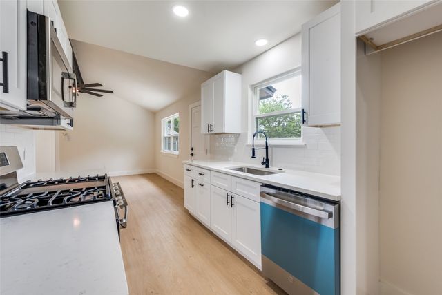1021 Coury Road, Everman, TX 76140