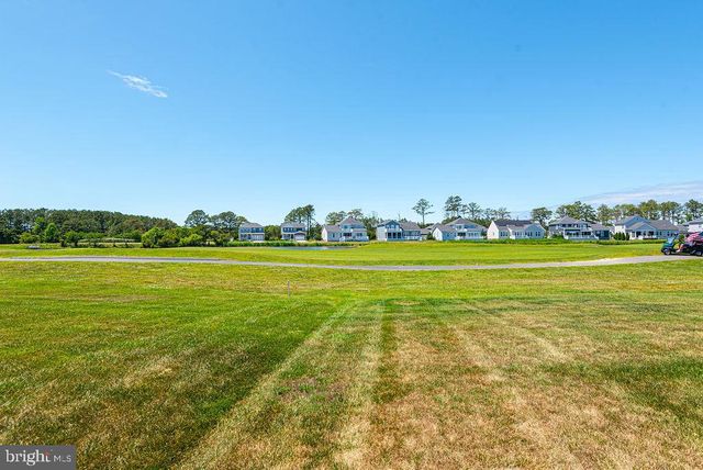 10121 FAST COLORS LN, Berlin, MD 21811