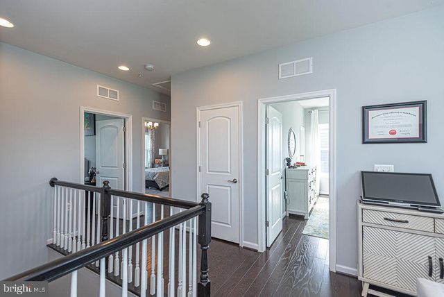 10121 FAST COLORS LN, Berlin, MD 21811