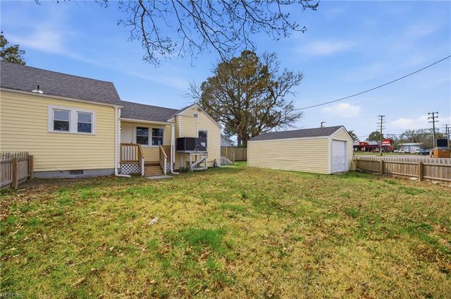 4000 Hamilton ST, Chesapeake, VA 23324