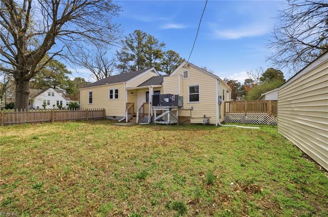 4000 Hamilton ST, Chesapeake, VA 23324