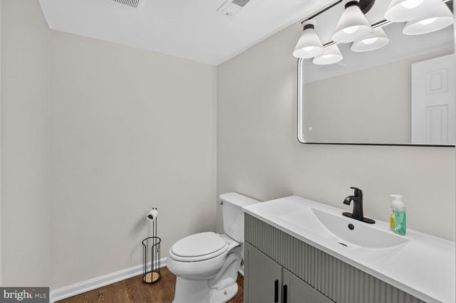 2206 LOFTY HEIGHTS PL, Reston, VA 20191