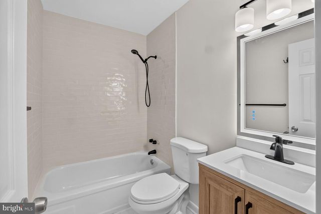 2206 LOFTY HEIGHTS PL, Reston, VA 20191