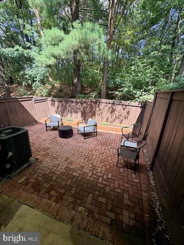 2206 LOFTY HEIGHTS PL, Reston, VA 20191