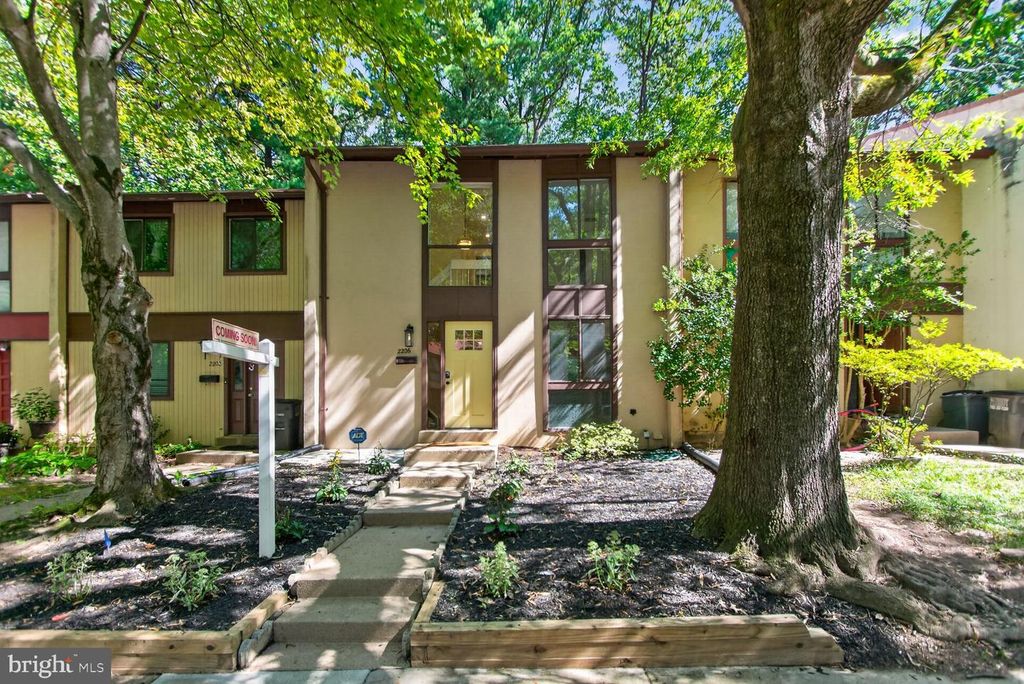 2206 LOFTY HEIGHTS PL, Reston, VA 20191