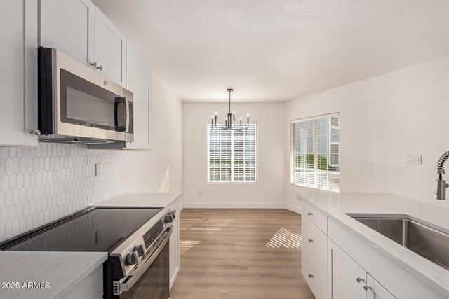 2910 W MARCONI Avenue 117, Phoenix, AZ 85053