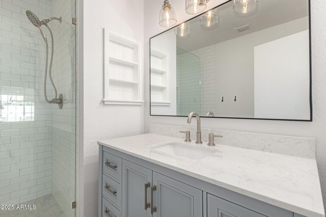 2910 W MARCONI Avenue 117, Phoenix, AZ 85053