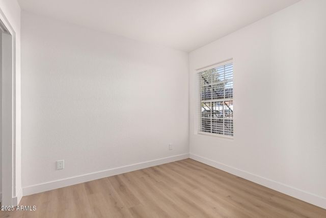 2910 W MARCONI Avenue 117, Phoenix, AZ 85053