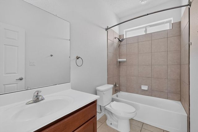 504 Brianna Loop NE, Albuquerque, NM 87113