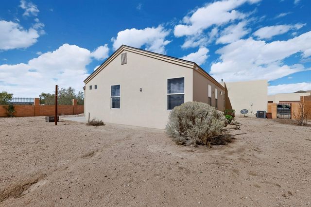 504 Brianna Loop NE, Albuquerque, NM 87113