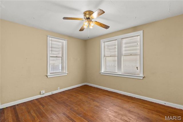 5941 Park Lane, St Louis, MO 63147