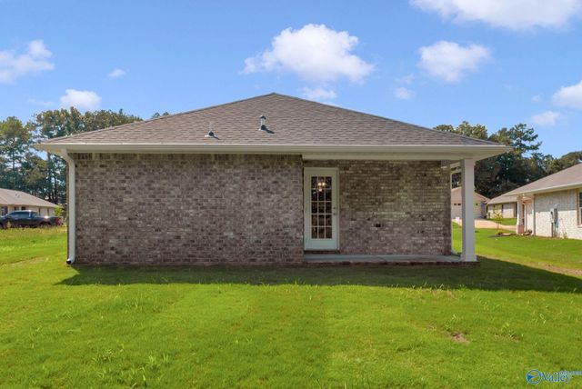 15284 Lapwing Cove, Athens, AL 35611