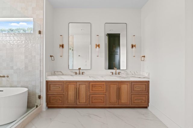 1600 Dolphin, Conway, AR 72034