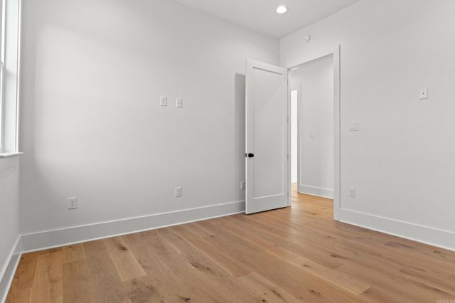 1600 Dolphin, Conway, AR 72034