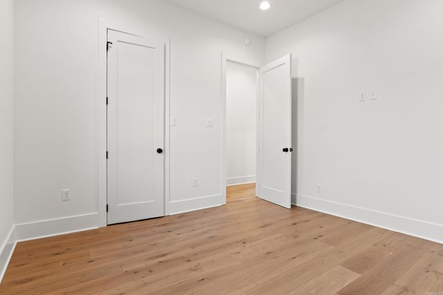 1600 Dolphin, Conway, AR 72034