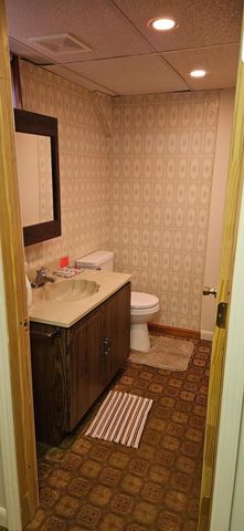 823 Wayne Drive, Heath, OH 43056