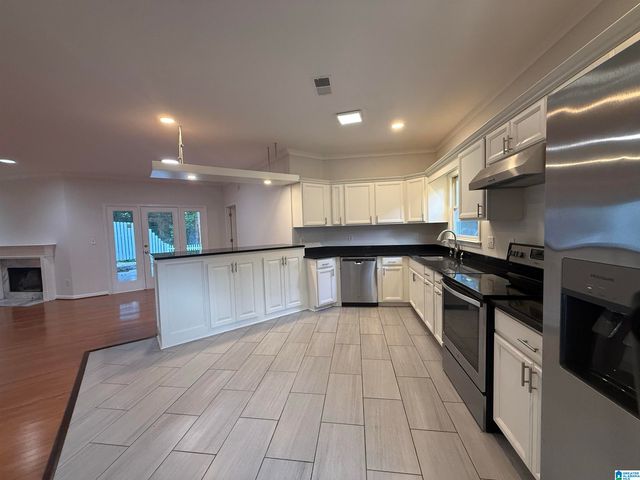 1192 BERWICK ROAD, Hoover, AL 35242