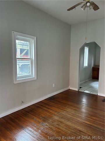 407 E 7th Street, New Albany, IN 47150