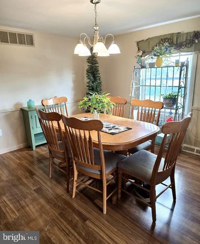 2139 E OAK DR E E, Millville, NJ 08332