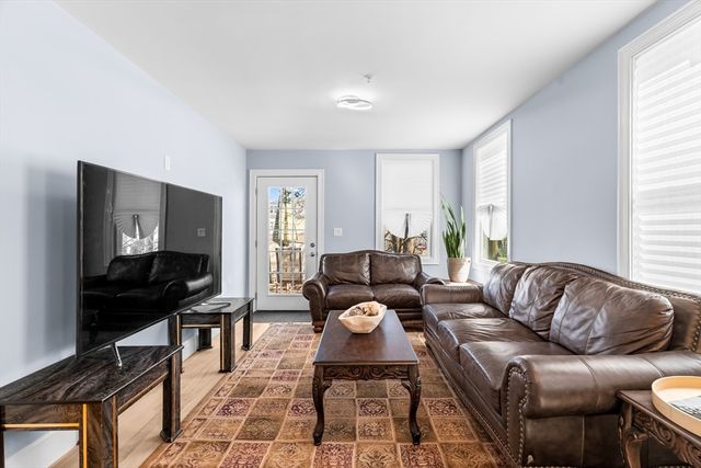 7 Waumbeck St 3, Boston, MA 02121