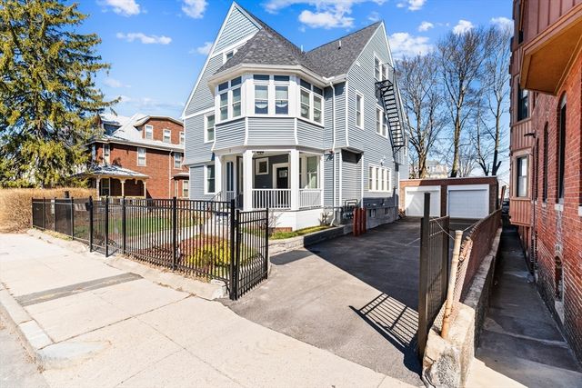 7 Waumbeck St 3, Boston, MA 02121