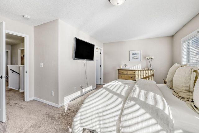 846 10th Avenue N, Minneapolis, MN 55411