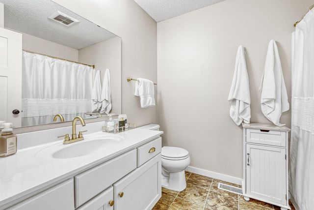 846 10th Avenue N, Minneapolis, MN 55411