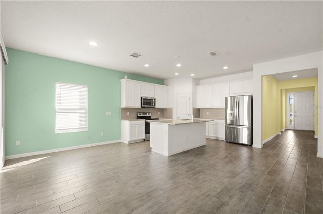 1078 CHELAN FALLS DRIVE, Deland, FL 32724