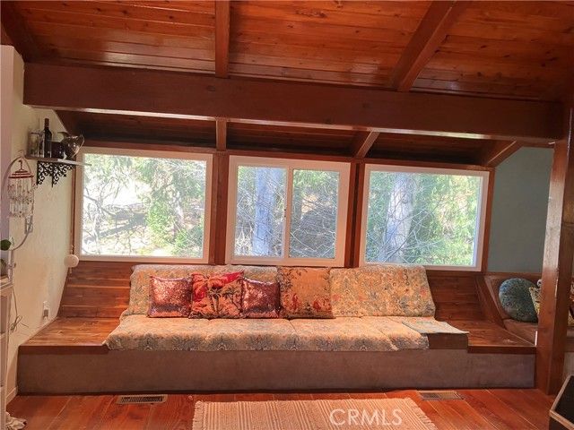 23228 Brookside, Crestline, CA 92325